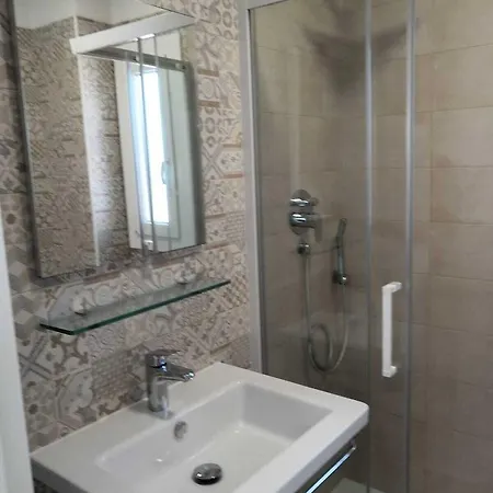 אתר קמפינג Tre Archi