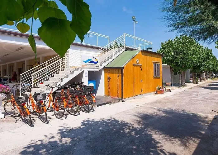 Κάμπινγκ Tre Archi