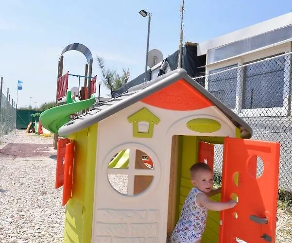 Κάμπινγκ Tre Archi 3*